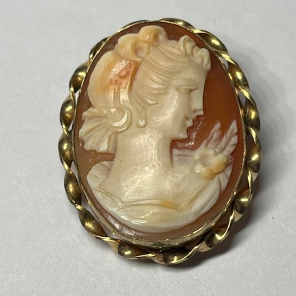 Roni Jewelry - Cameo Brooch Mid Century Carved Shell Cameo in 12 Kt Gold Filled Brooch